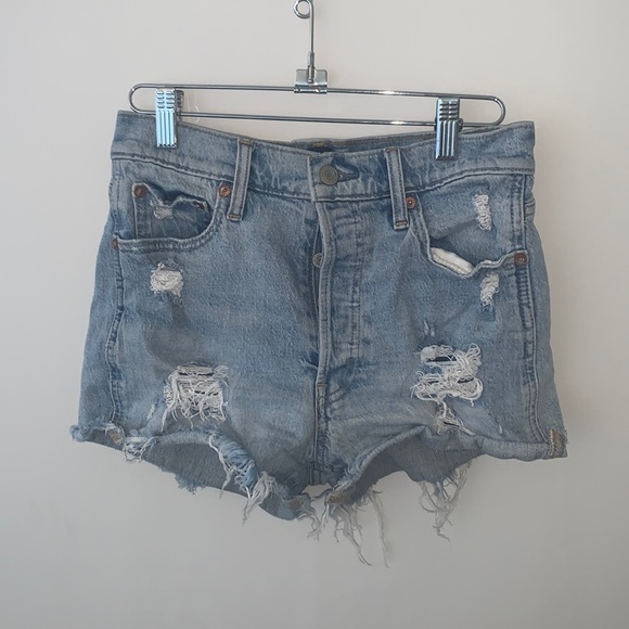 Gap size 2 Jean shorts - Picture 1 of 3